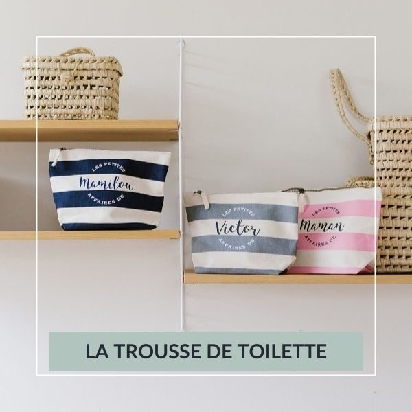 Trousse de toilette personnalisée en coton nautique, avec prénom, bleu marine, rose, gris, toile de coton, pratique pour partir en weekend, cadeau personnalisé, cadeau de naissance